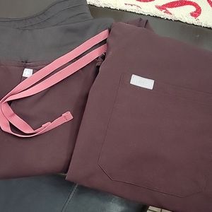 Womens Figs scrub set